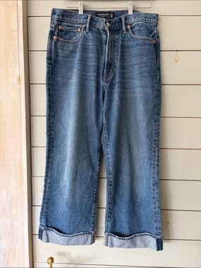 Abercrombie & Fitch Baggy Jeans (Men’s) – Size 33x30